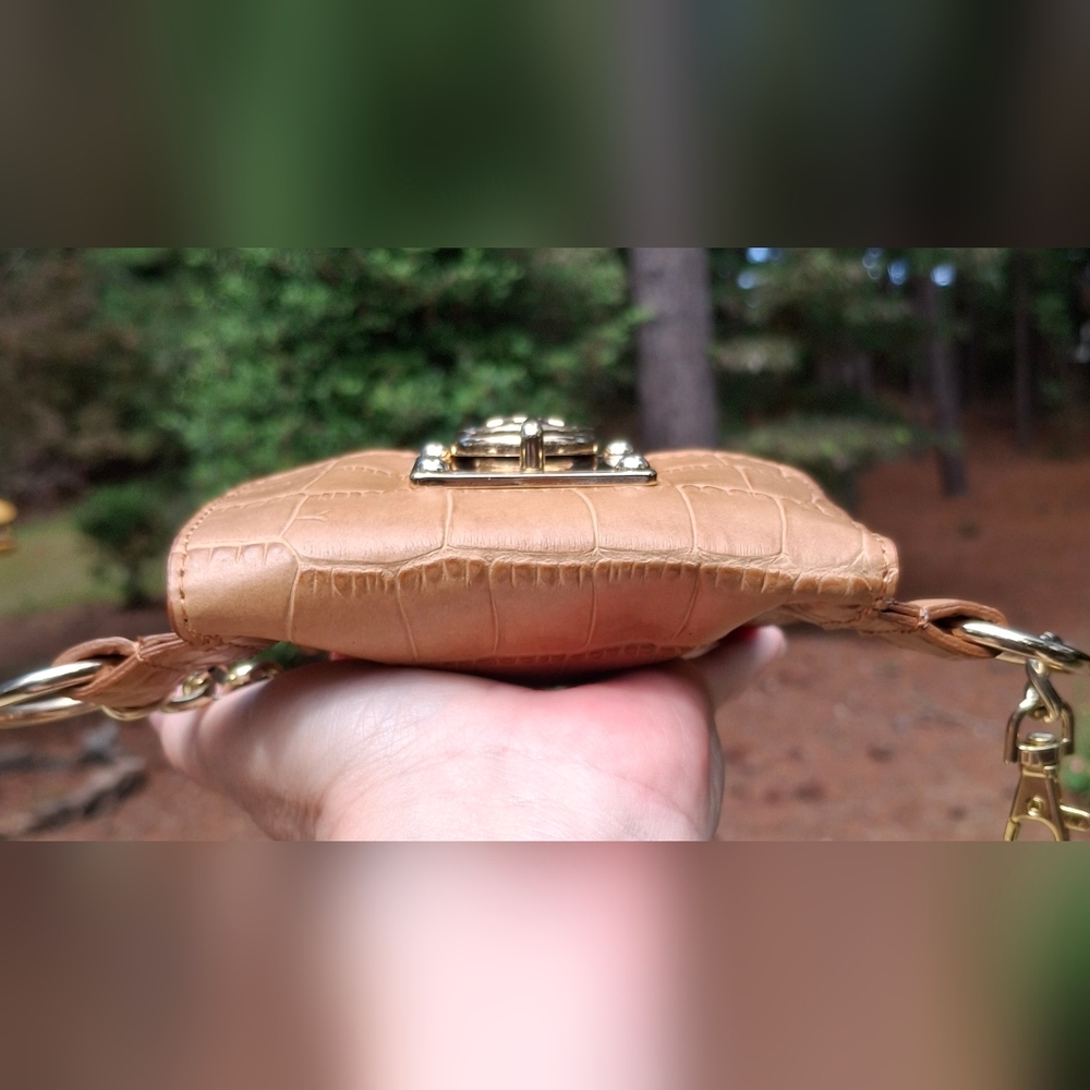 Michael Kors Tan Leather Croc-Embossed Mini Belt Bag Size M/L - Picture 6 of 11